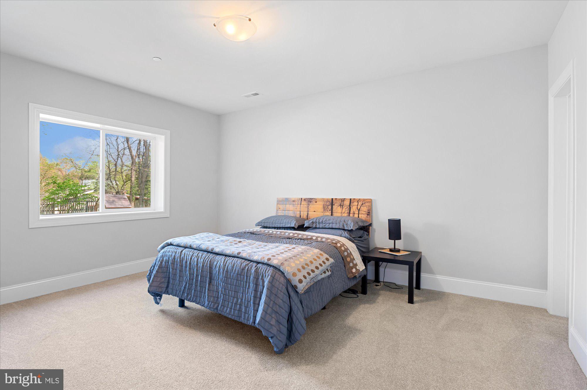 LUXMANOR - Residential