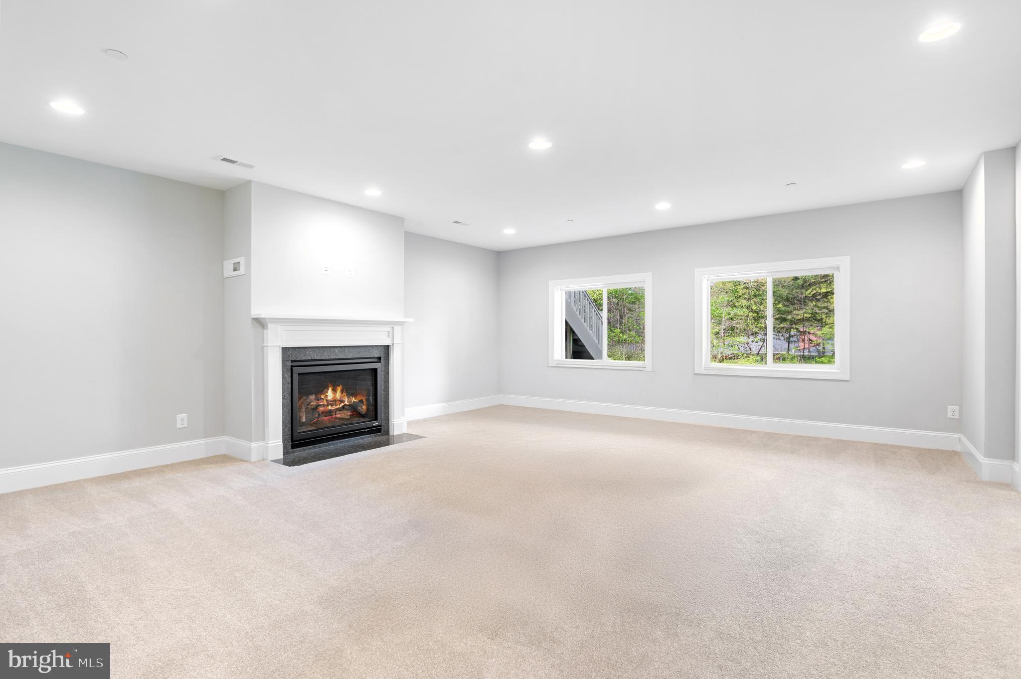 LUXMANOR - Residential