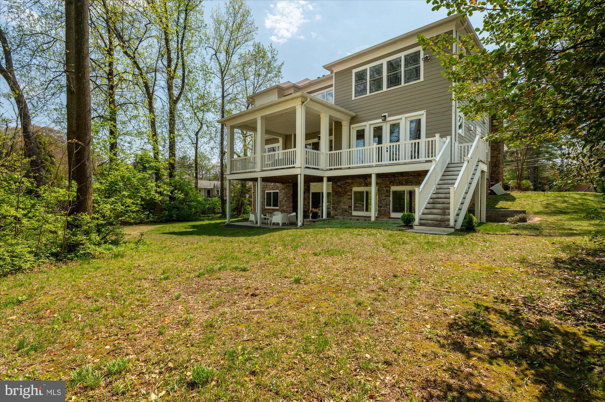 LUXMANOR - Residential