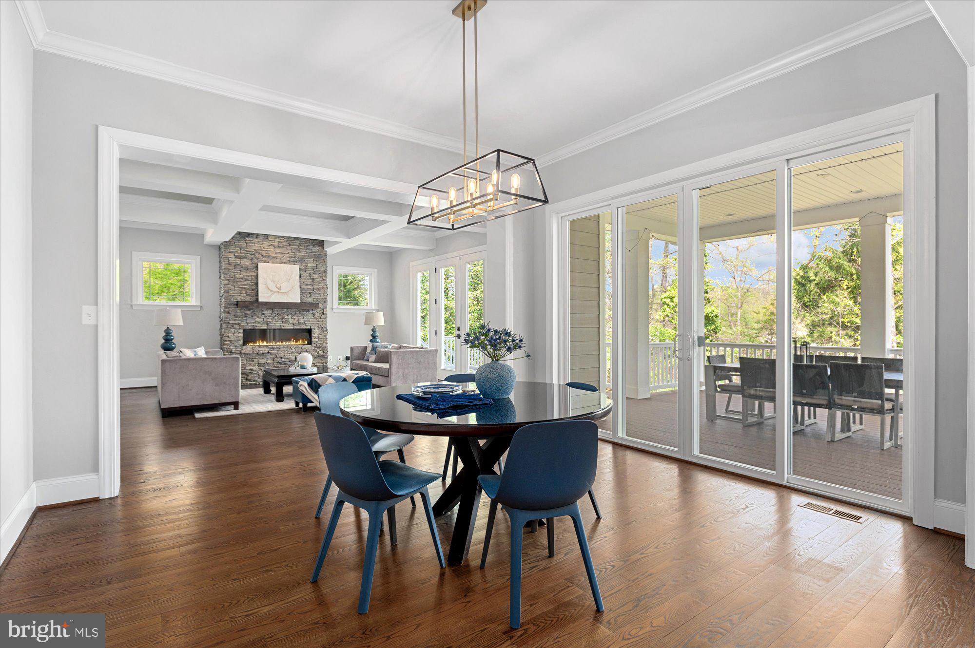 LUXMANOR - Residential