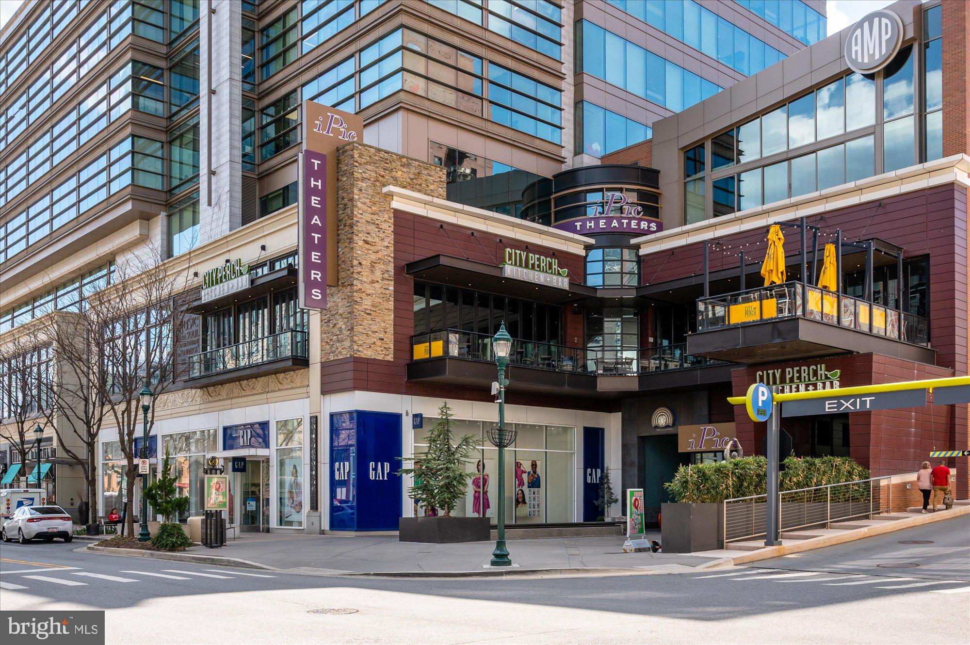 LUXMANOR - Residential