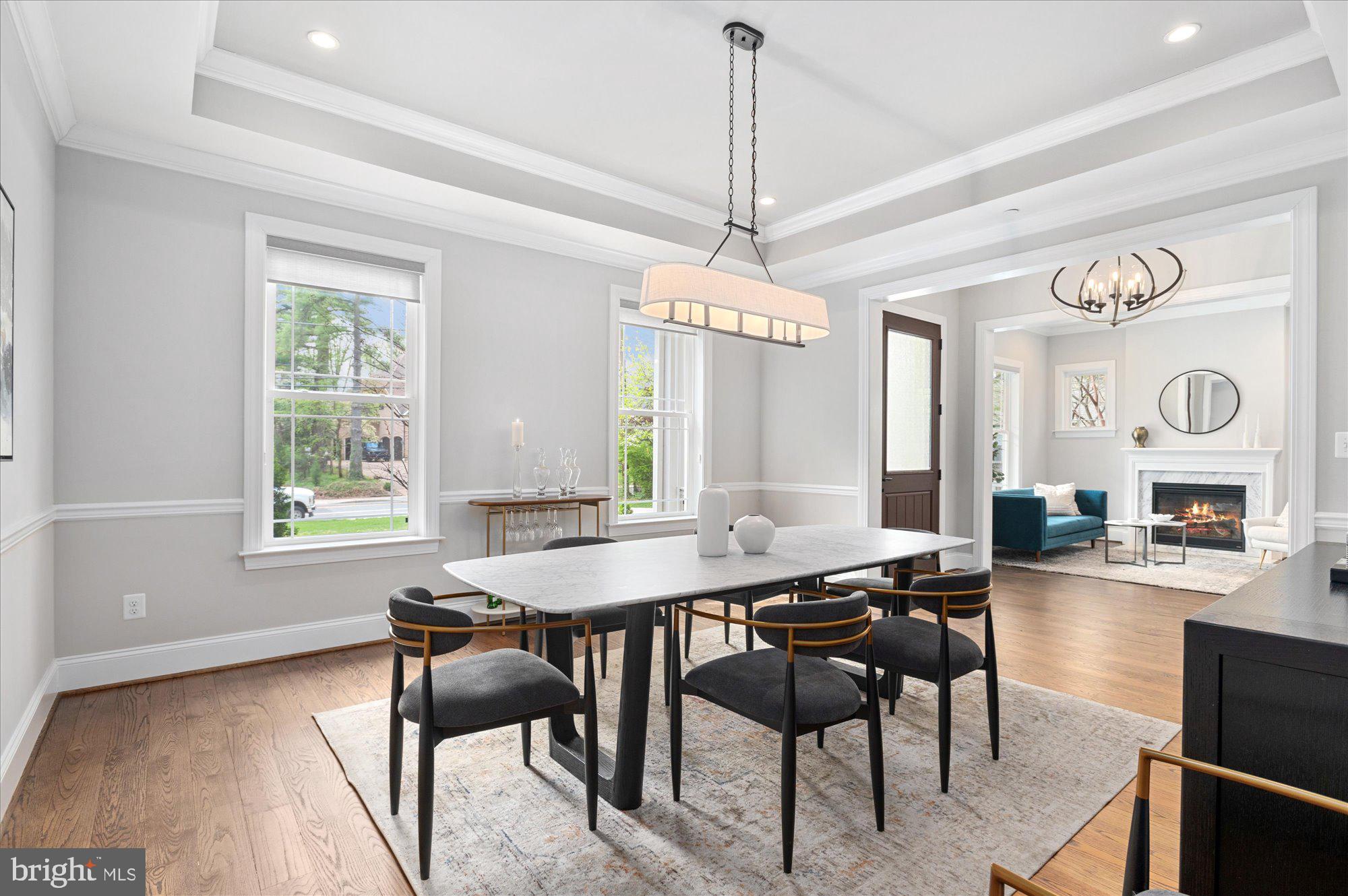 LUXMANOR - Residential