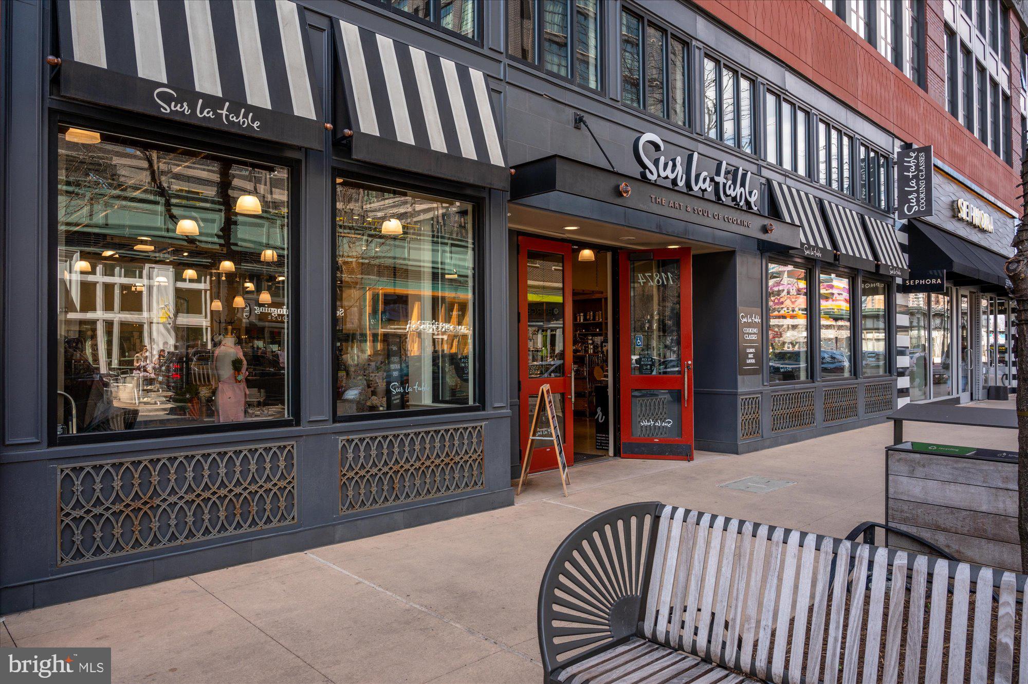 LUXMANOR - Residential