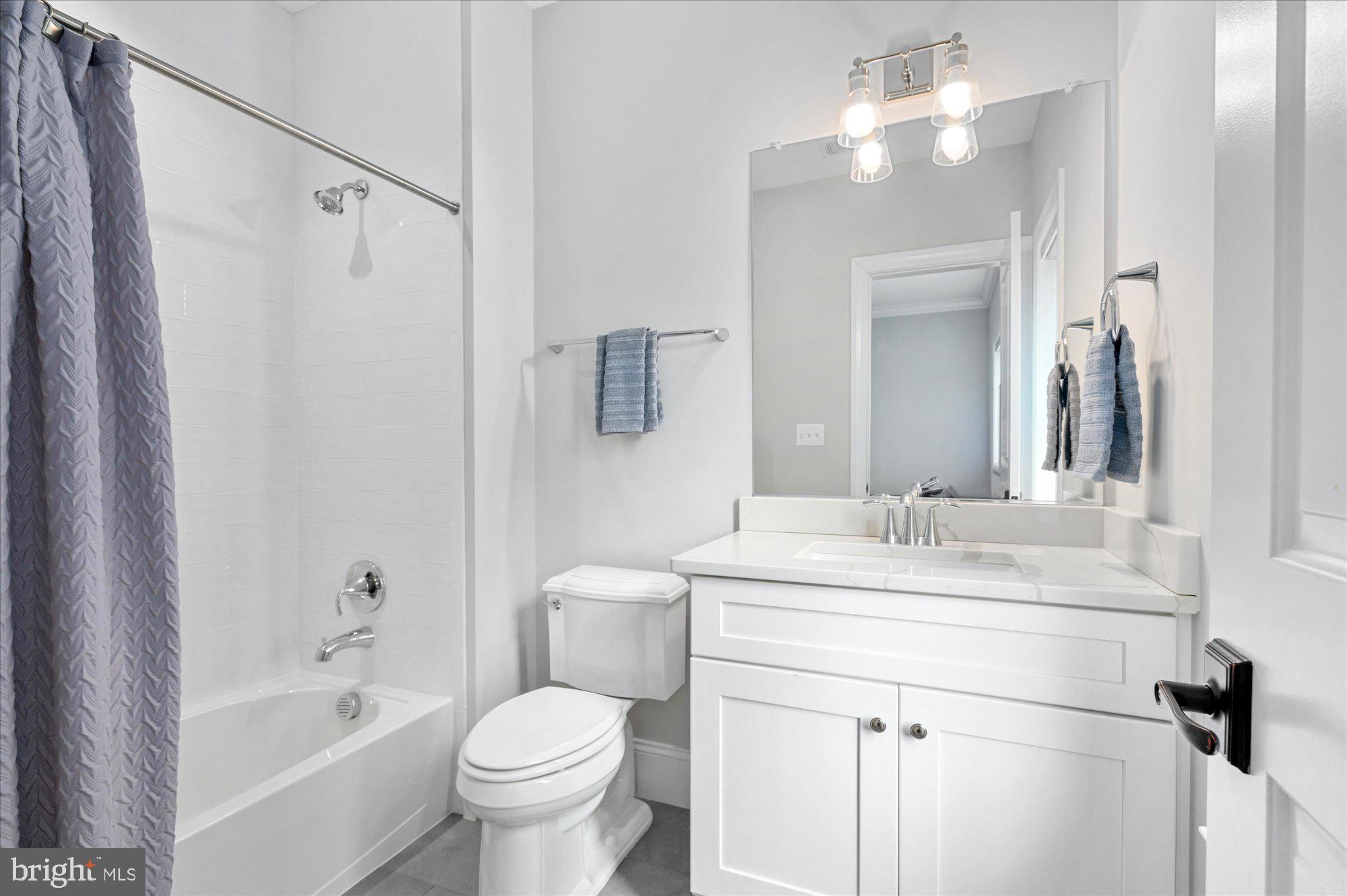 LUXMANOR - Residential