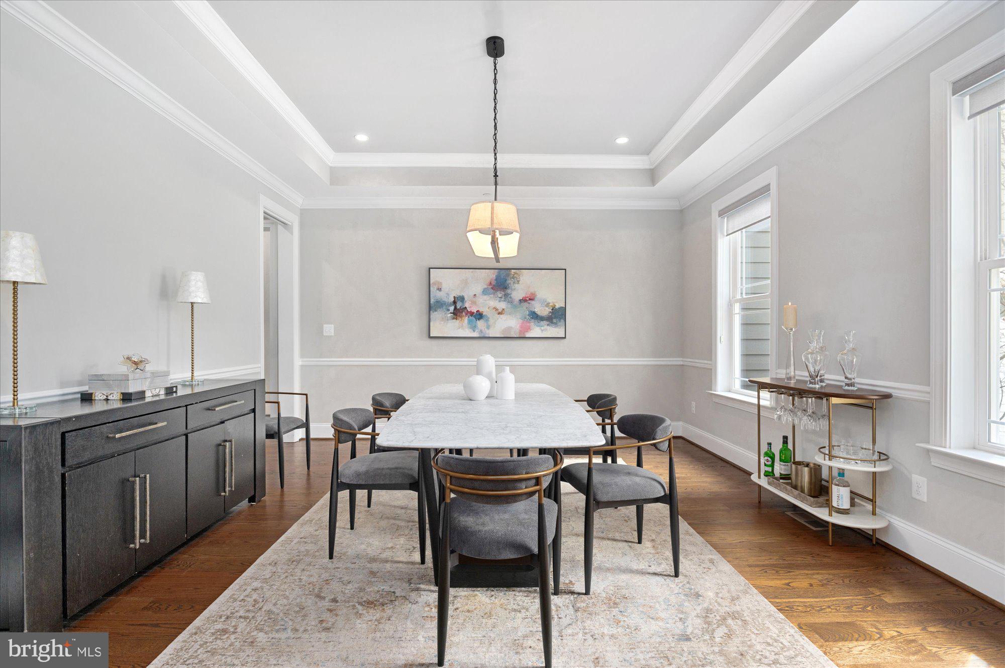 LUXMANOR - Residential