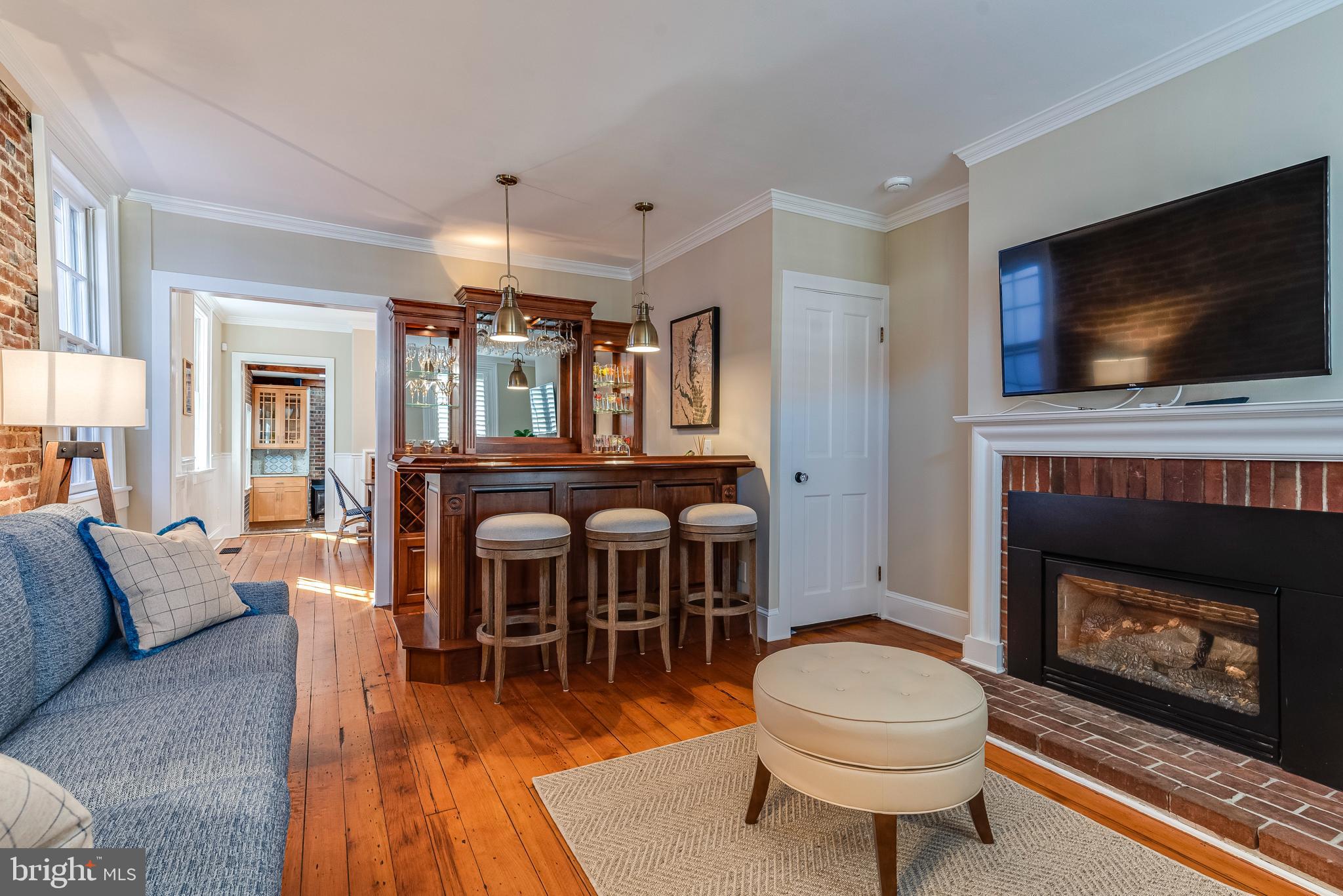 HISTORIC DISTRICT - Residential