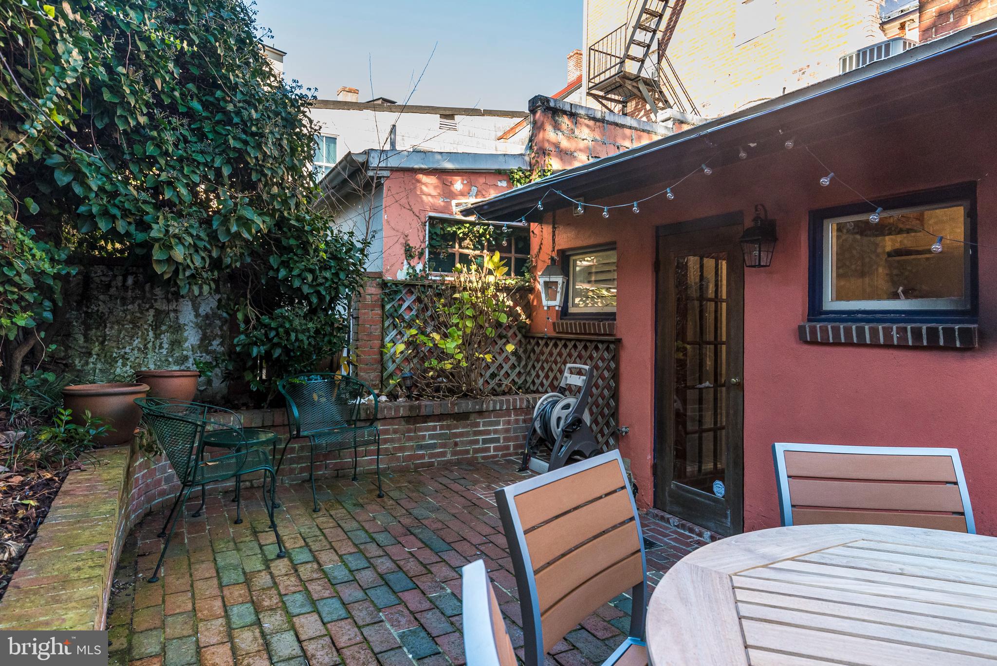 HISTORIC DISTRICT - Residential