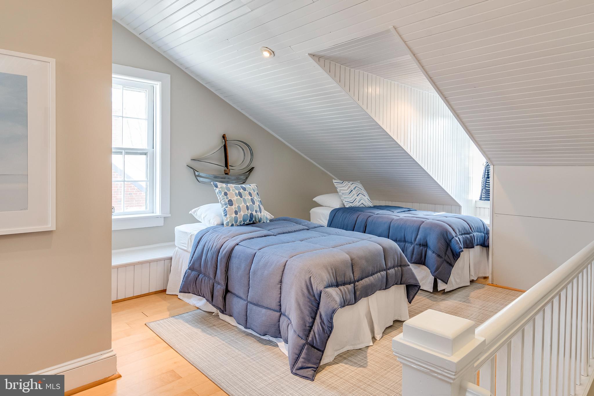 HISTORIC DISTRICT - Residential