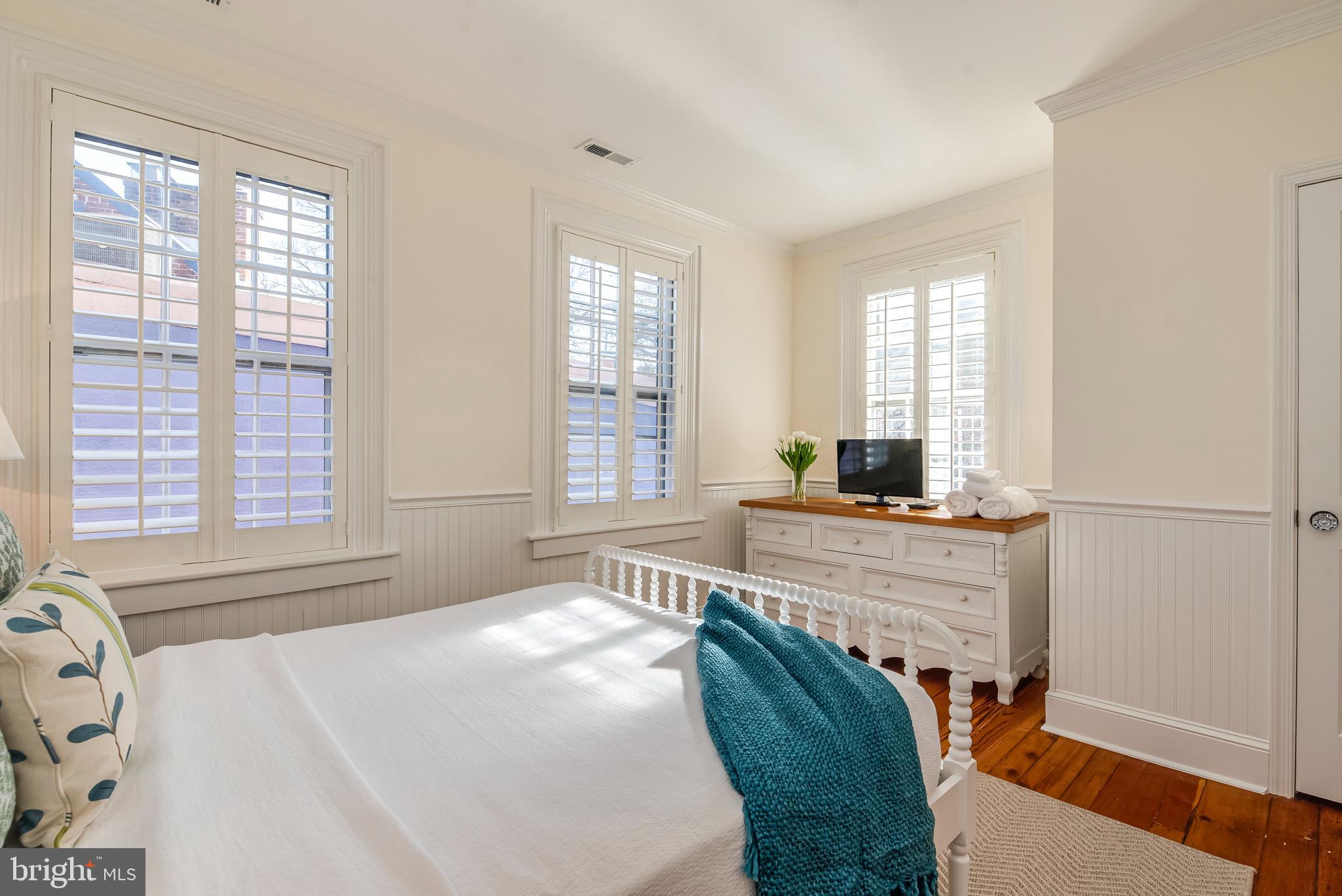 HISTORIC DISTRICT - Residential