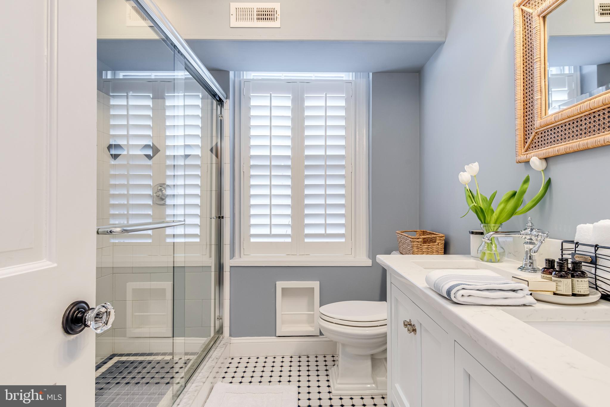 HISTORIC DISTRICT - Residential