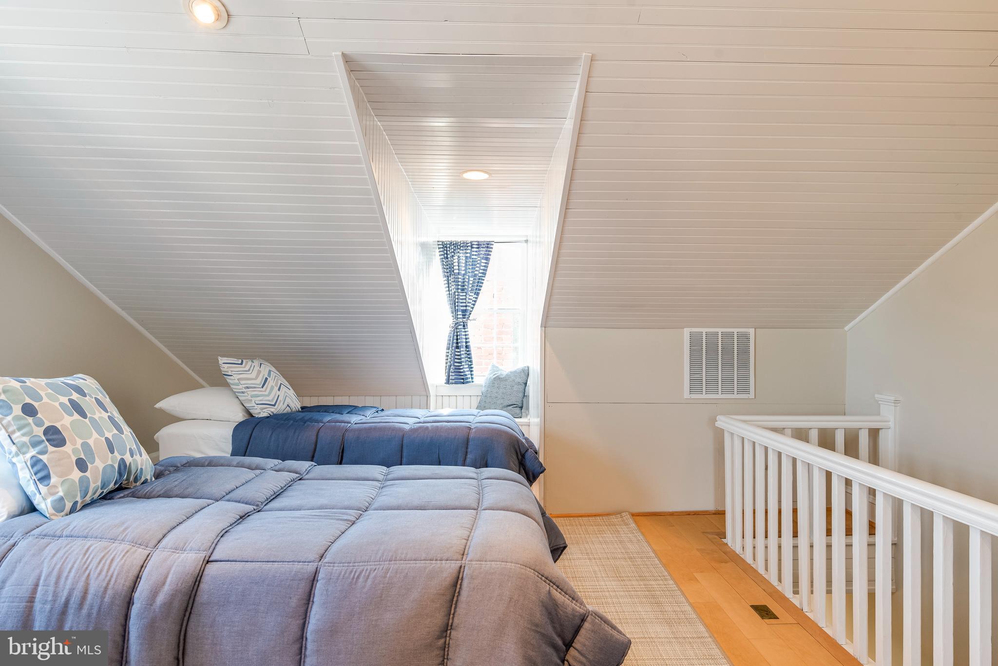 HISTORIC DISTRICT - Residential