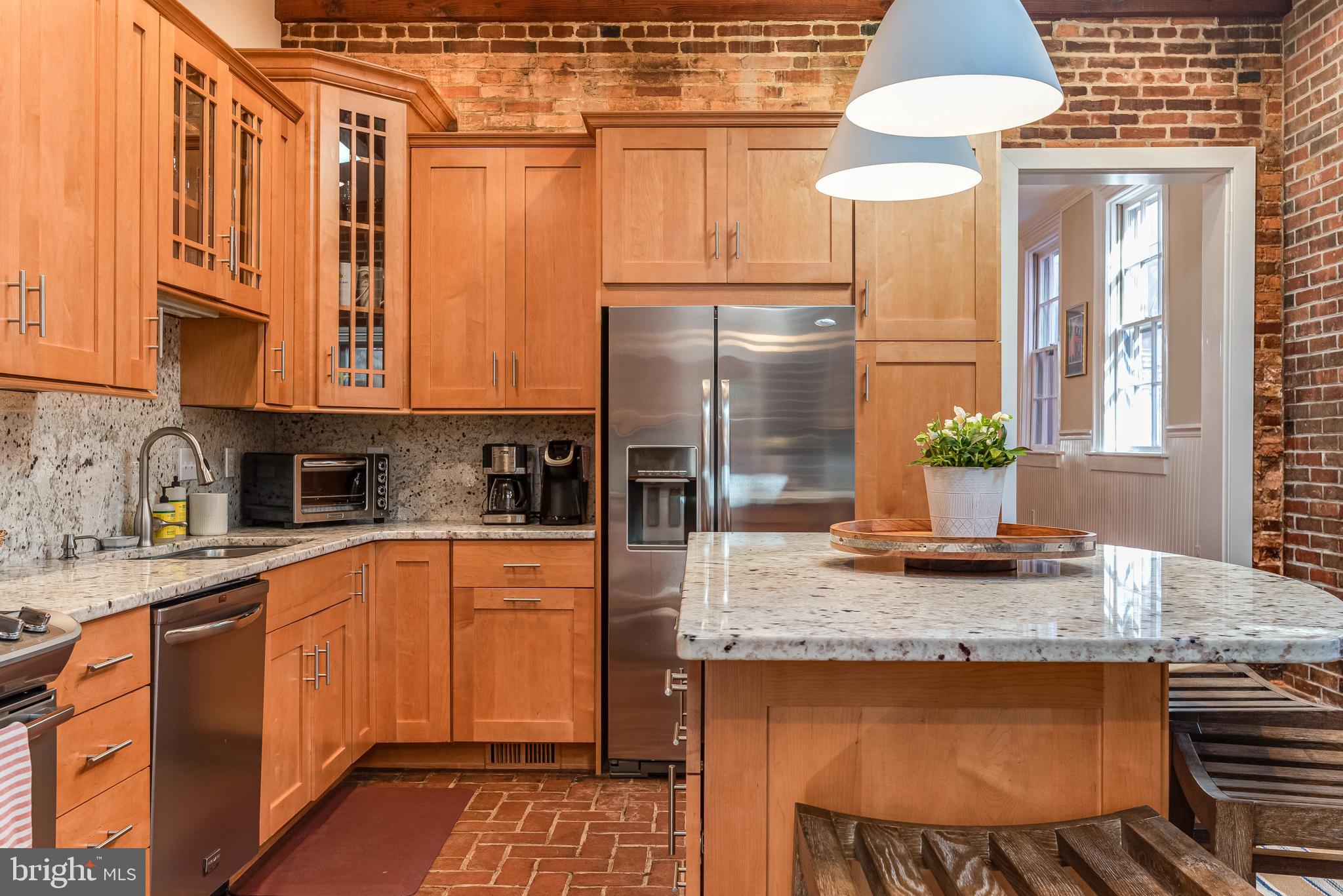 HISTORIC DISTRICT - Residential