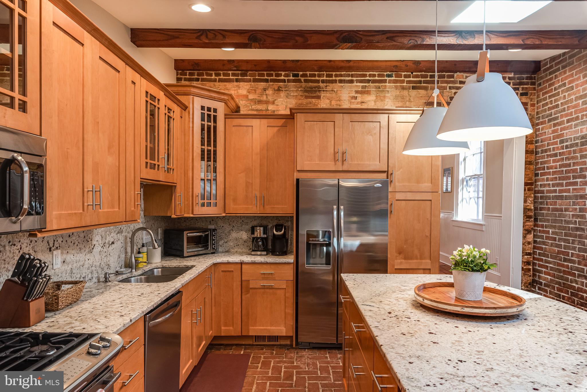 HISTORIC DISTRICT - Residential