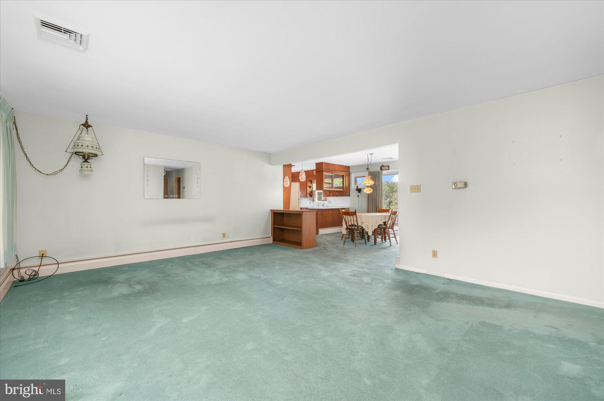 255 ORCHARD HILLS DRIVE