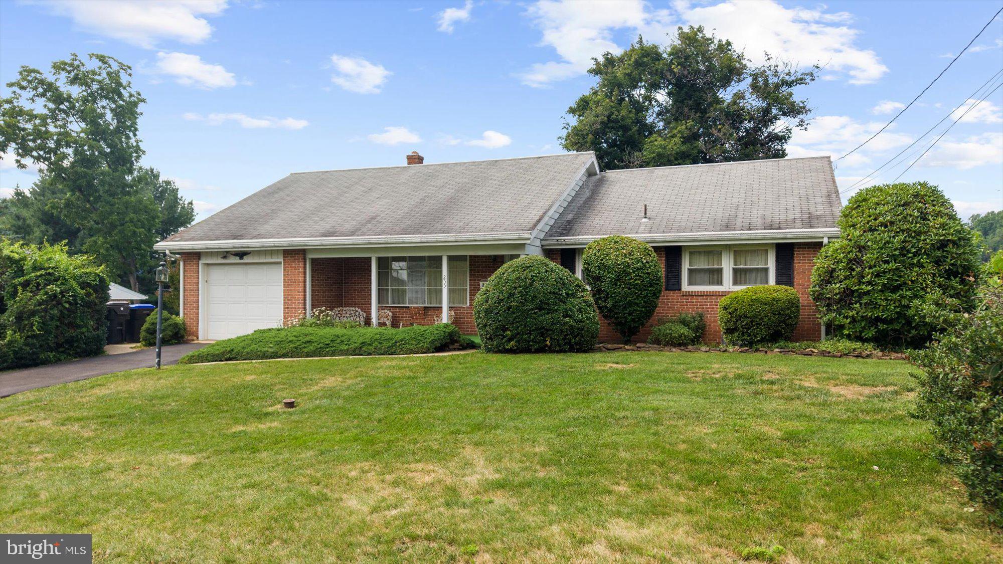 255 ORCHARD HILLS DRIVE