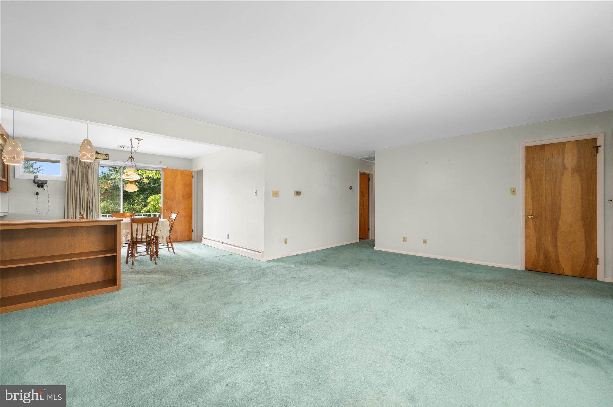255 ORCHARD HILLS DRIVE