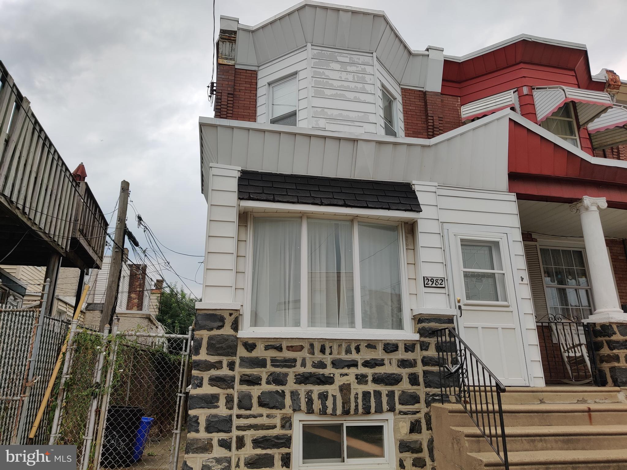PORT RICHMOND - Residential