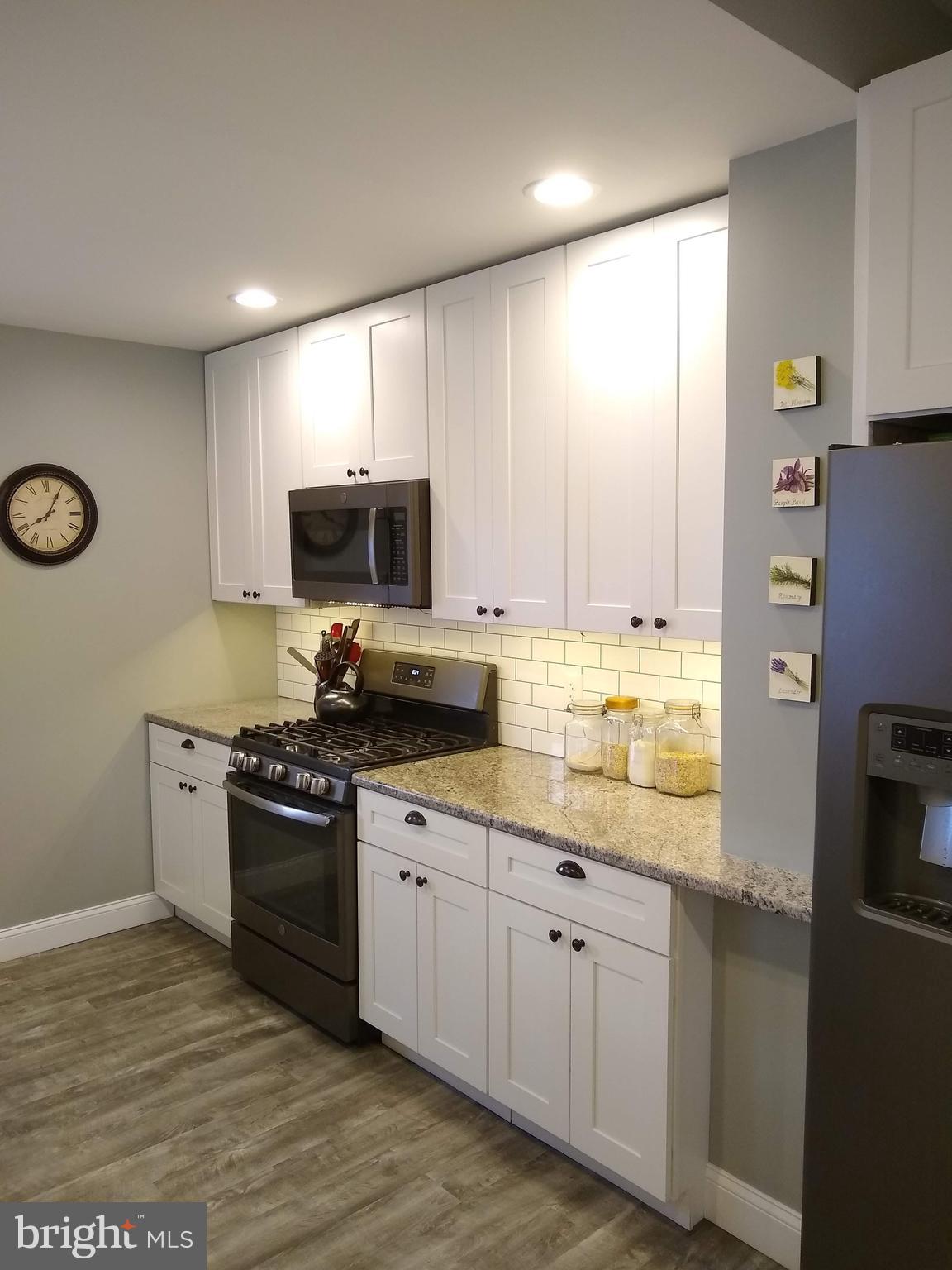 PORT RICHMOND - Residential