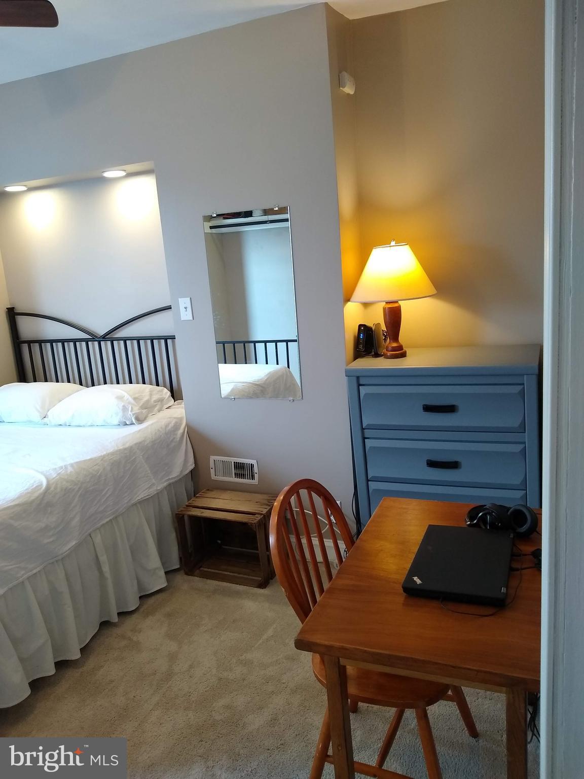 PORT RICHMOND - Residential