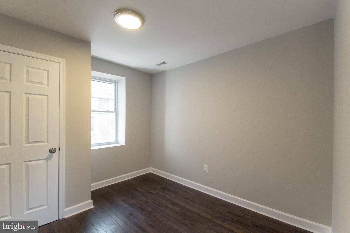 PARKVILLE - Residential