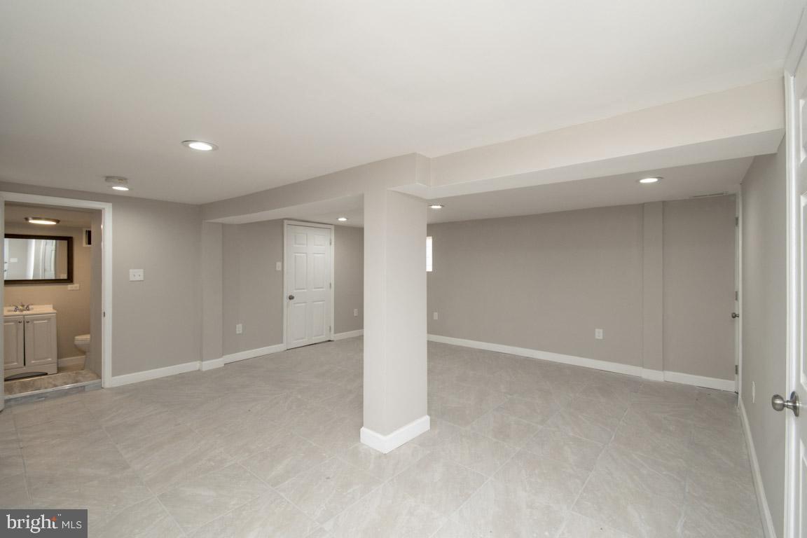 PARKVILLE - Residential