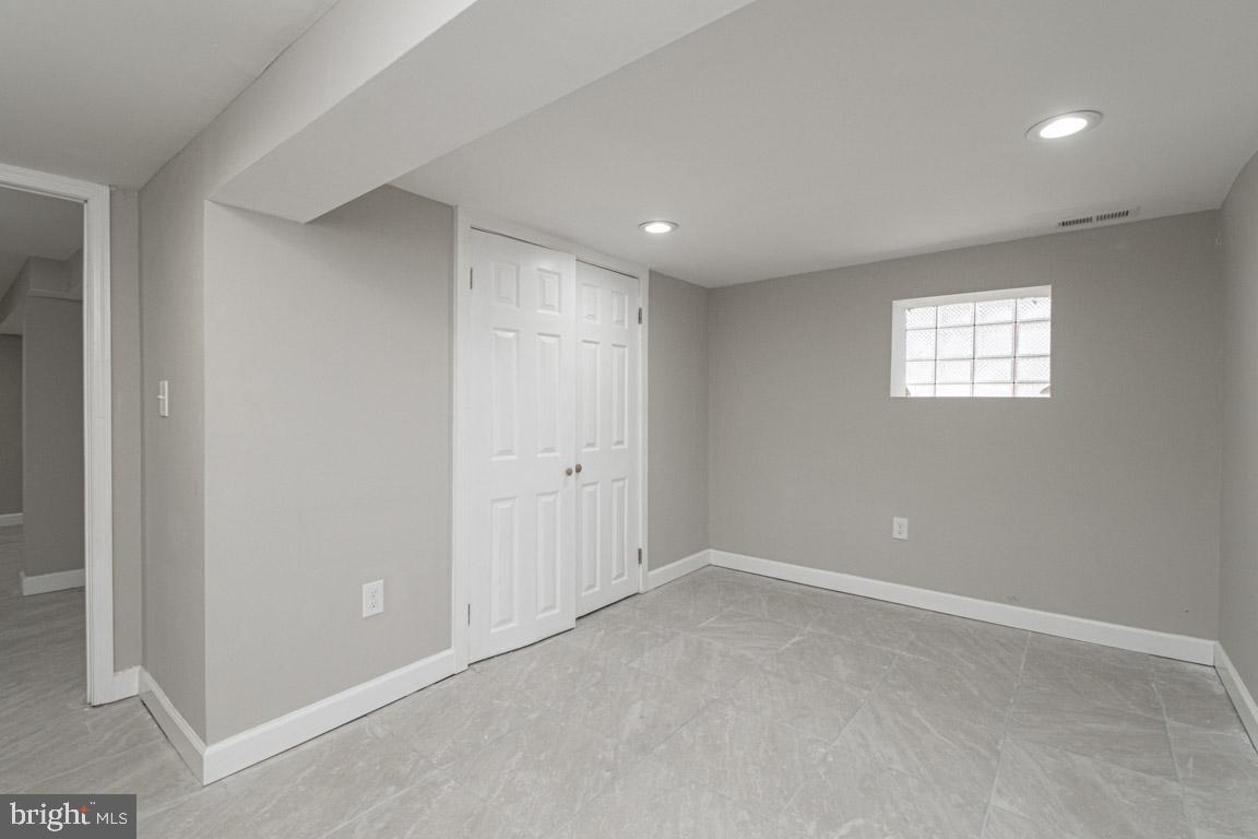 PARKVILLE - Residential