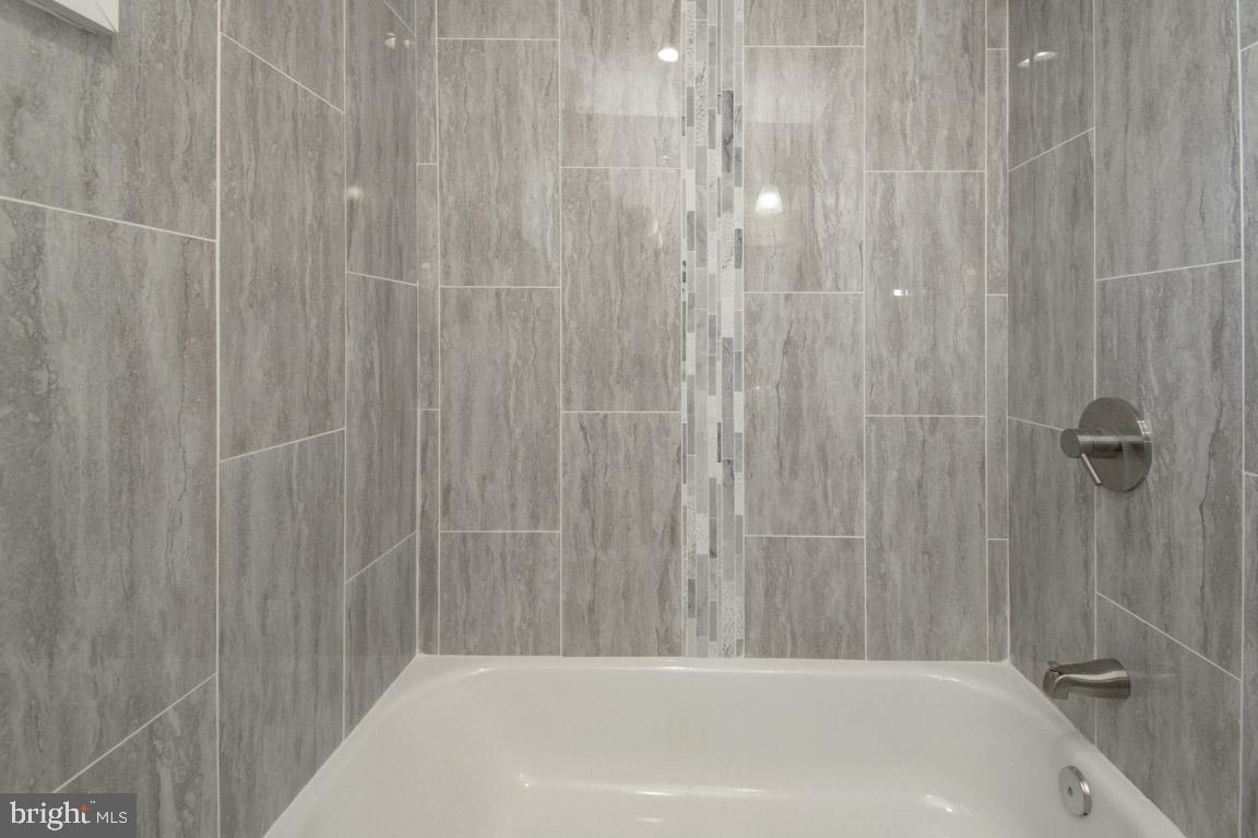 PARKVILLE - Residential