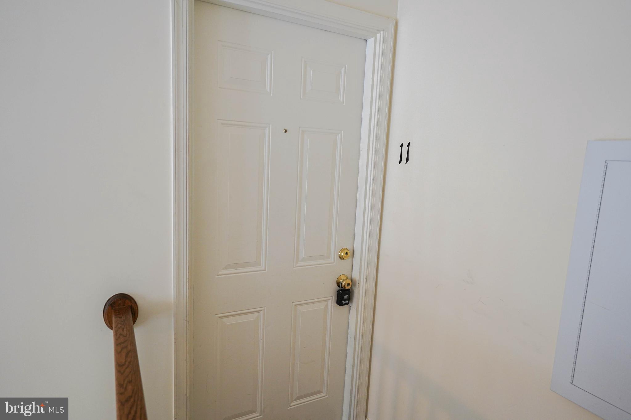 800 TRAVERS STREET 10