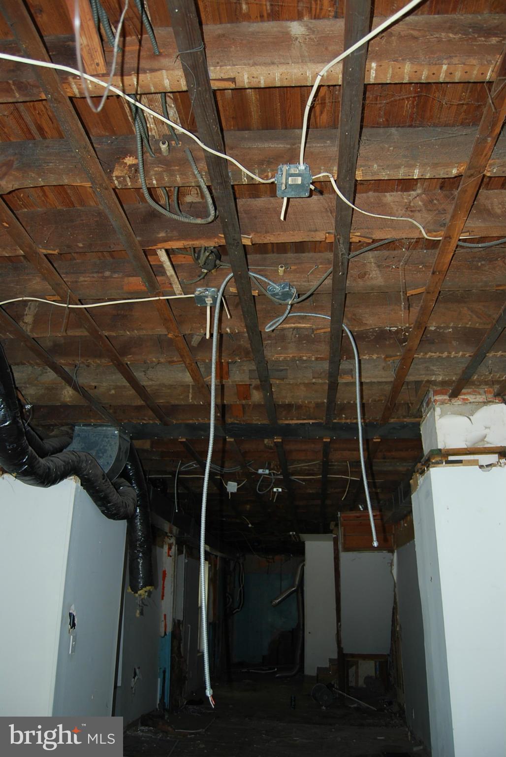 WASHINGTON VILLAGE - Residential