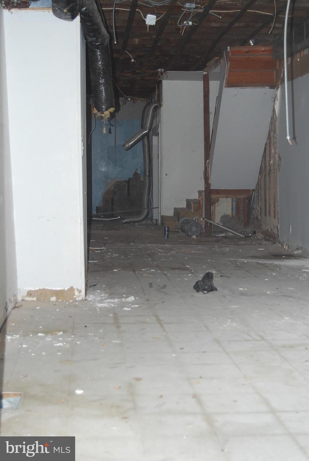 WASHINGTON VILLAGE - Residential