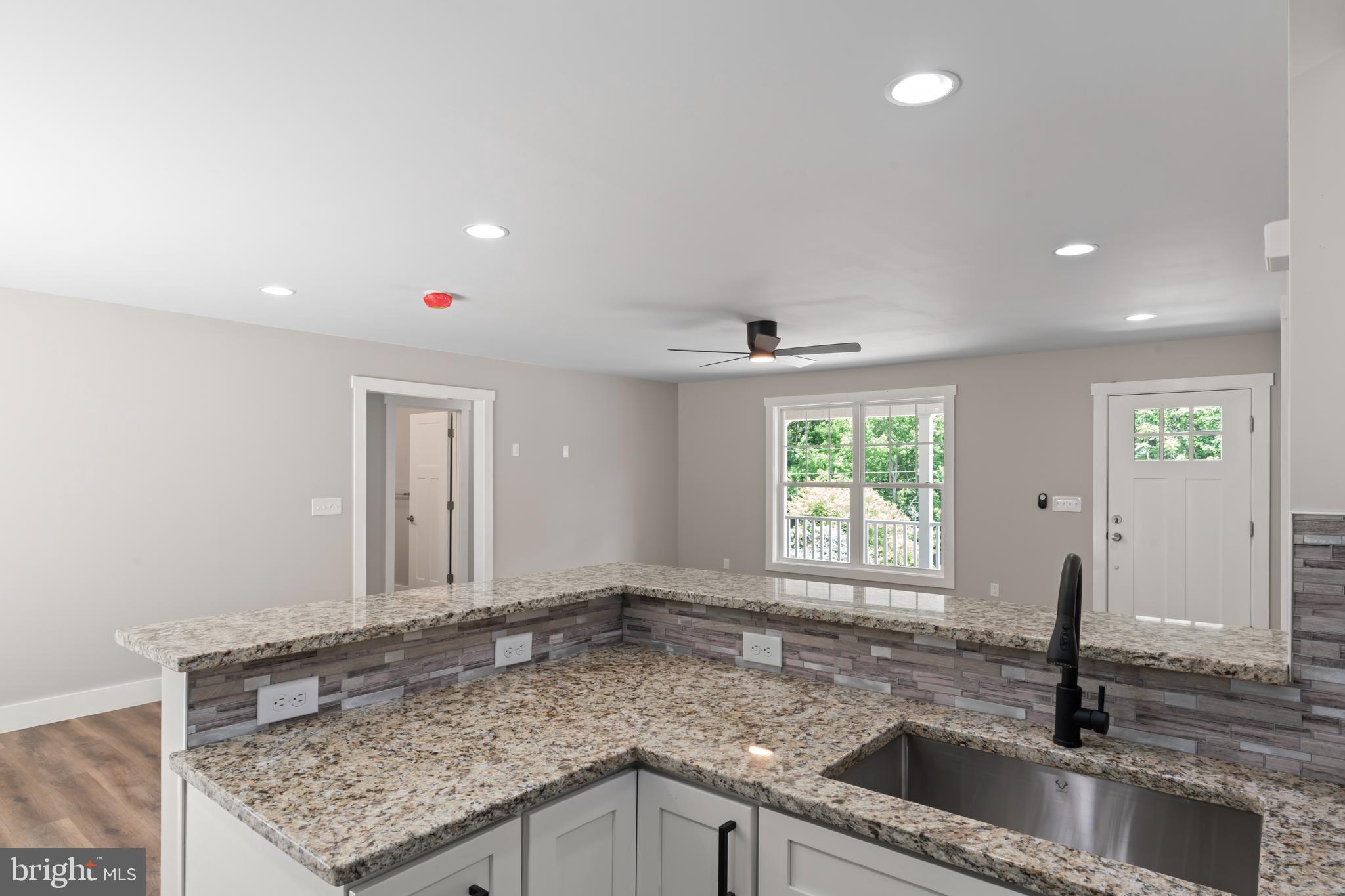 STRATFORD HARBOUR - Residential