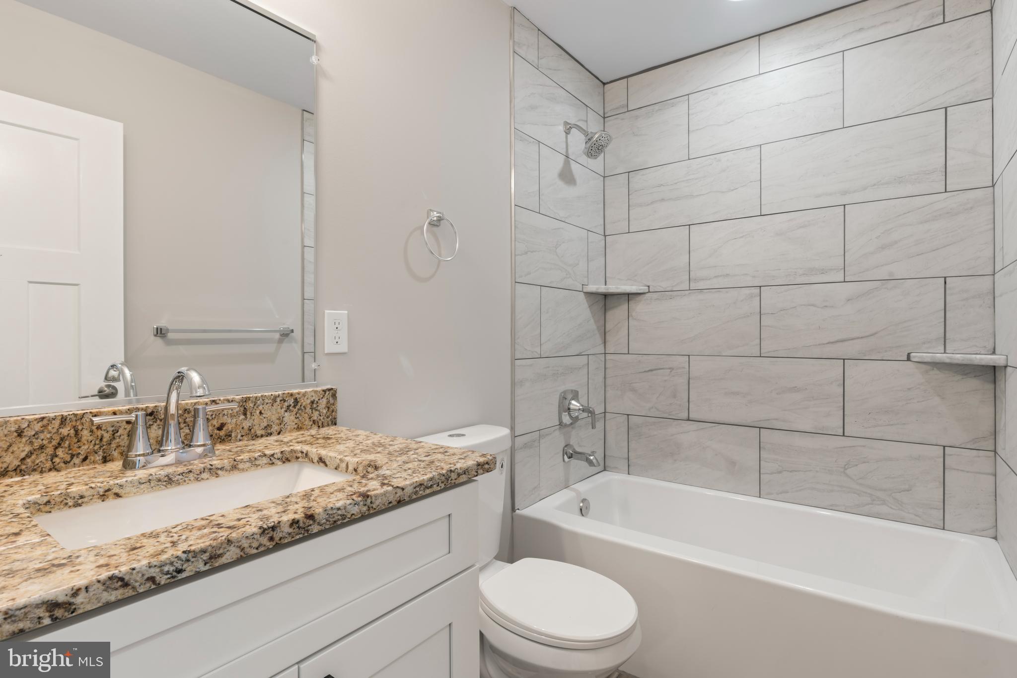 STRATFORD HARBOUR - Residential