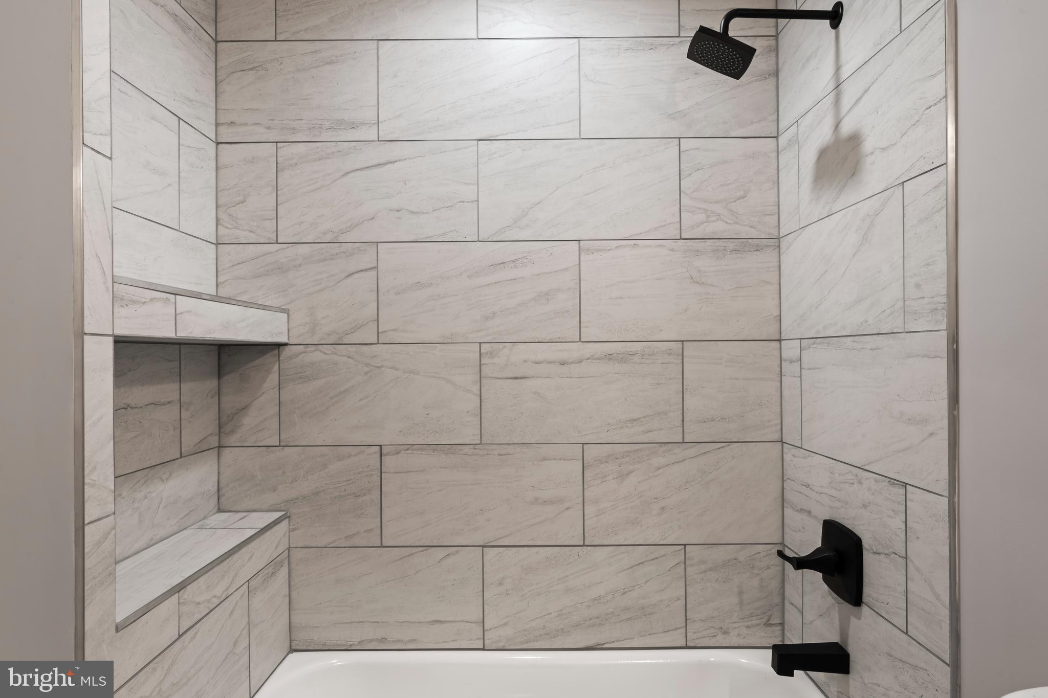 STRATFORD HARBOUR - Residential