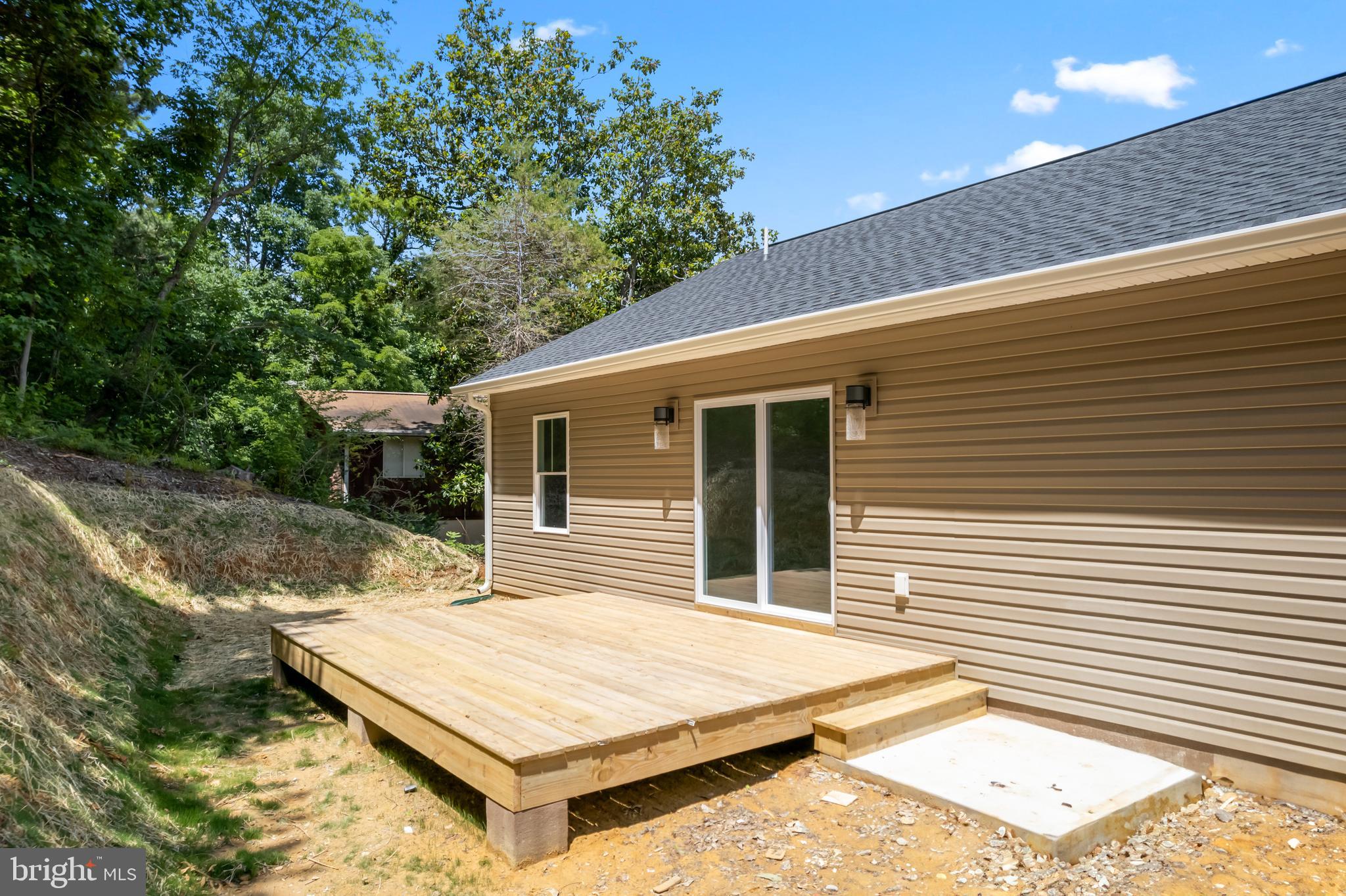 STRATFORD HARBOUR - Residential