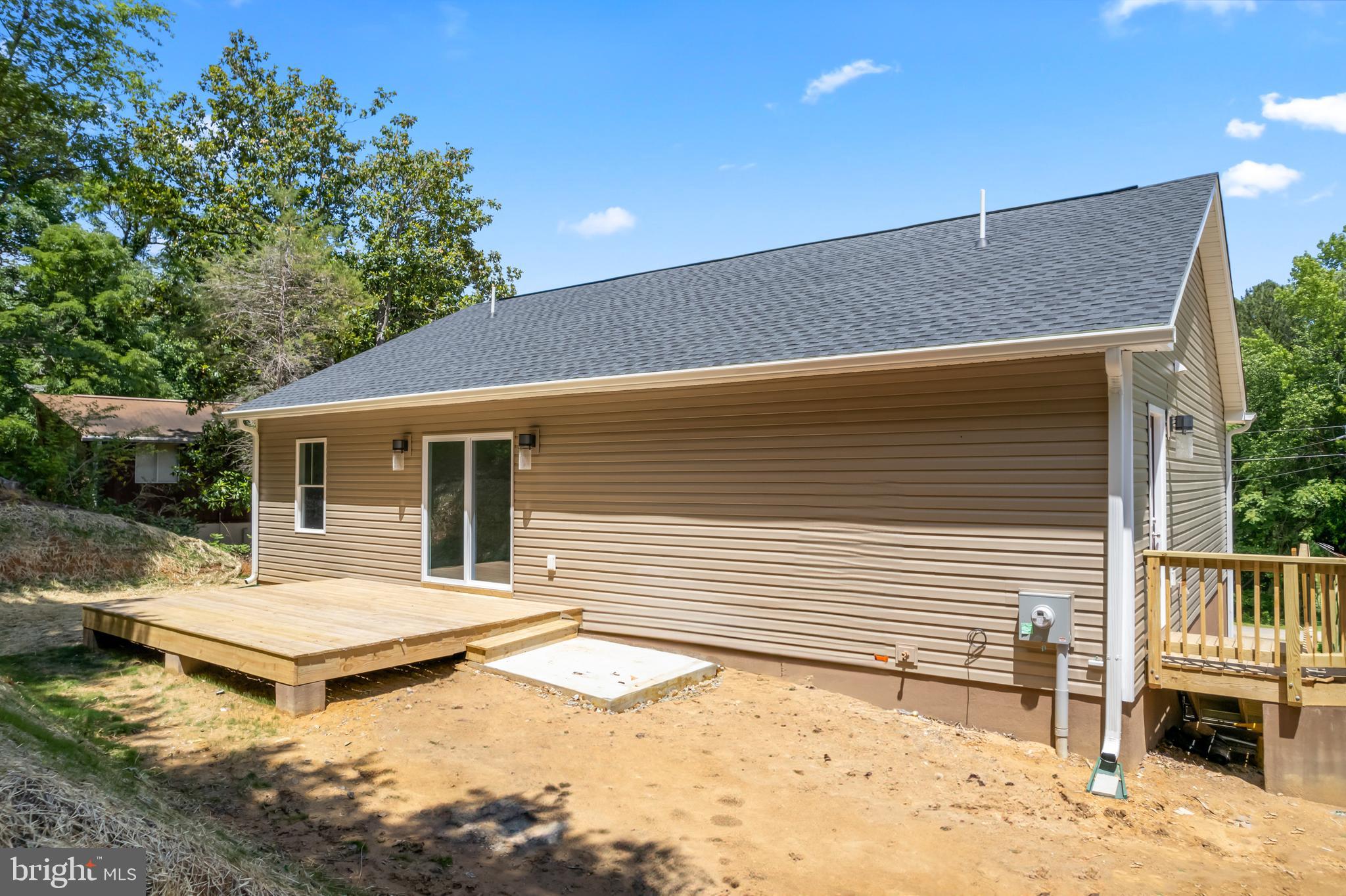 STRATFORD HARBOUR - Residential