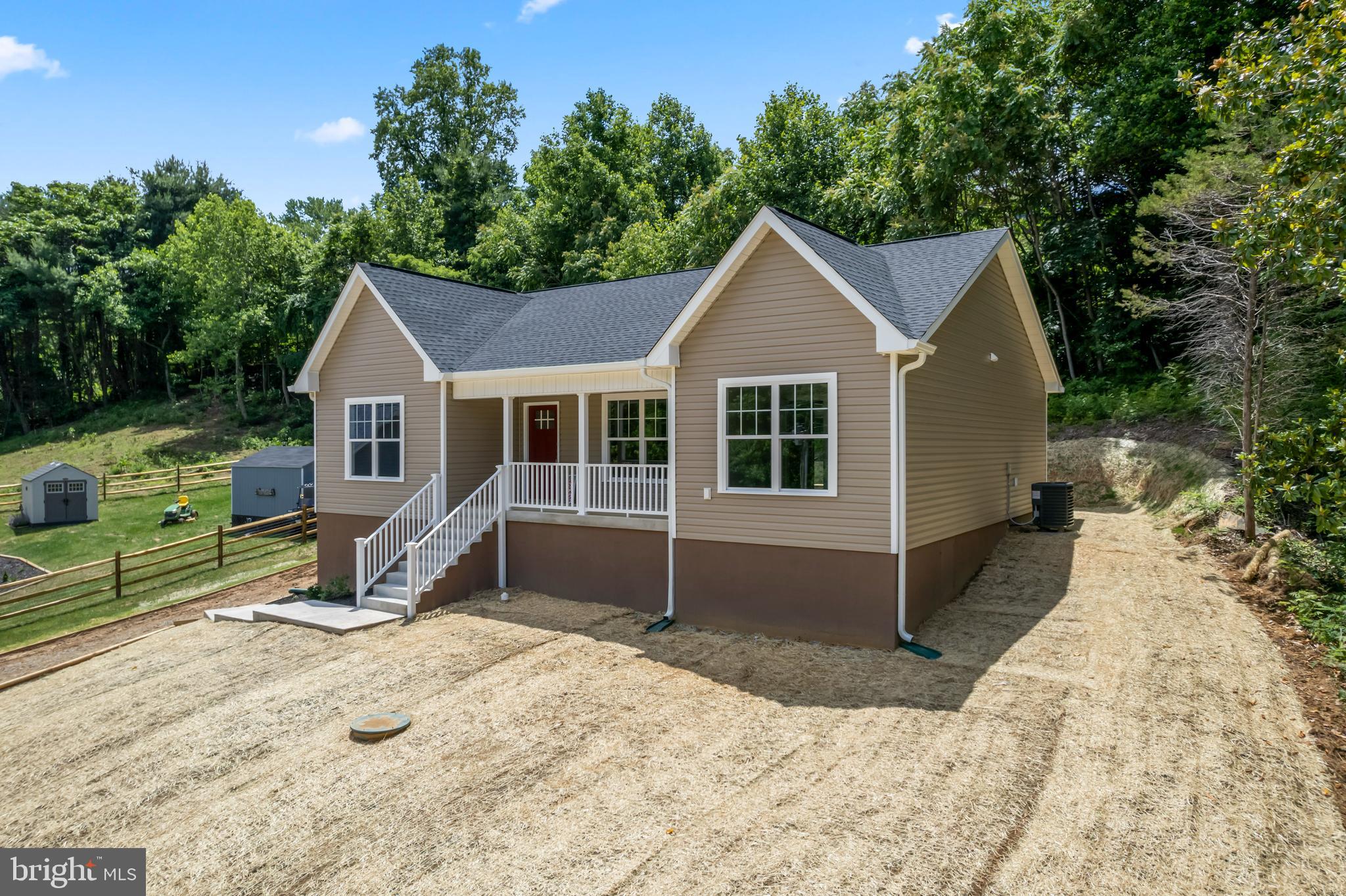 STRATFORD HARBOUR - Residential