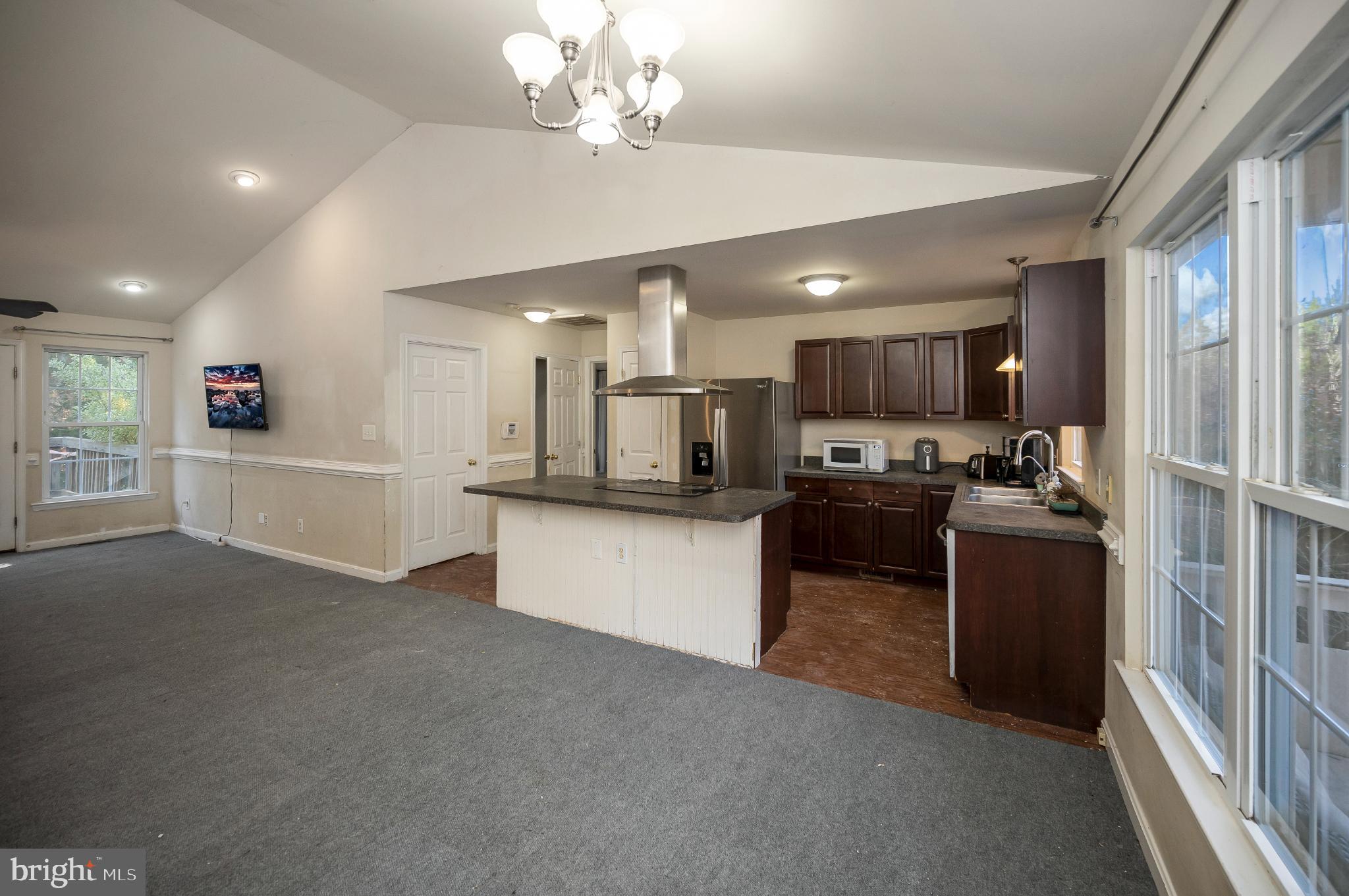 TAYLOR RIDGE ESTATES - Residential