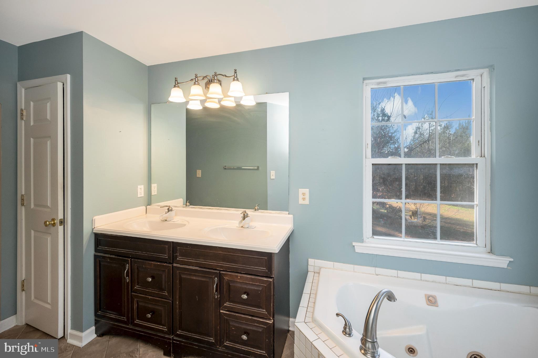 TAYLOR RIDGE ESTATES - Residential