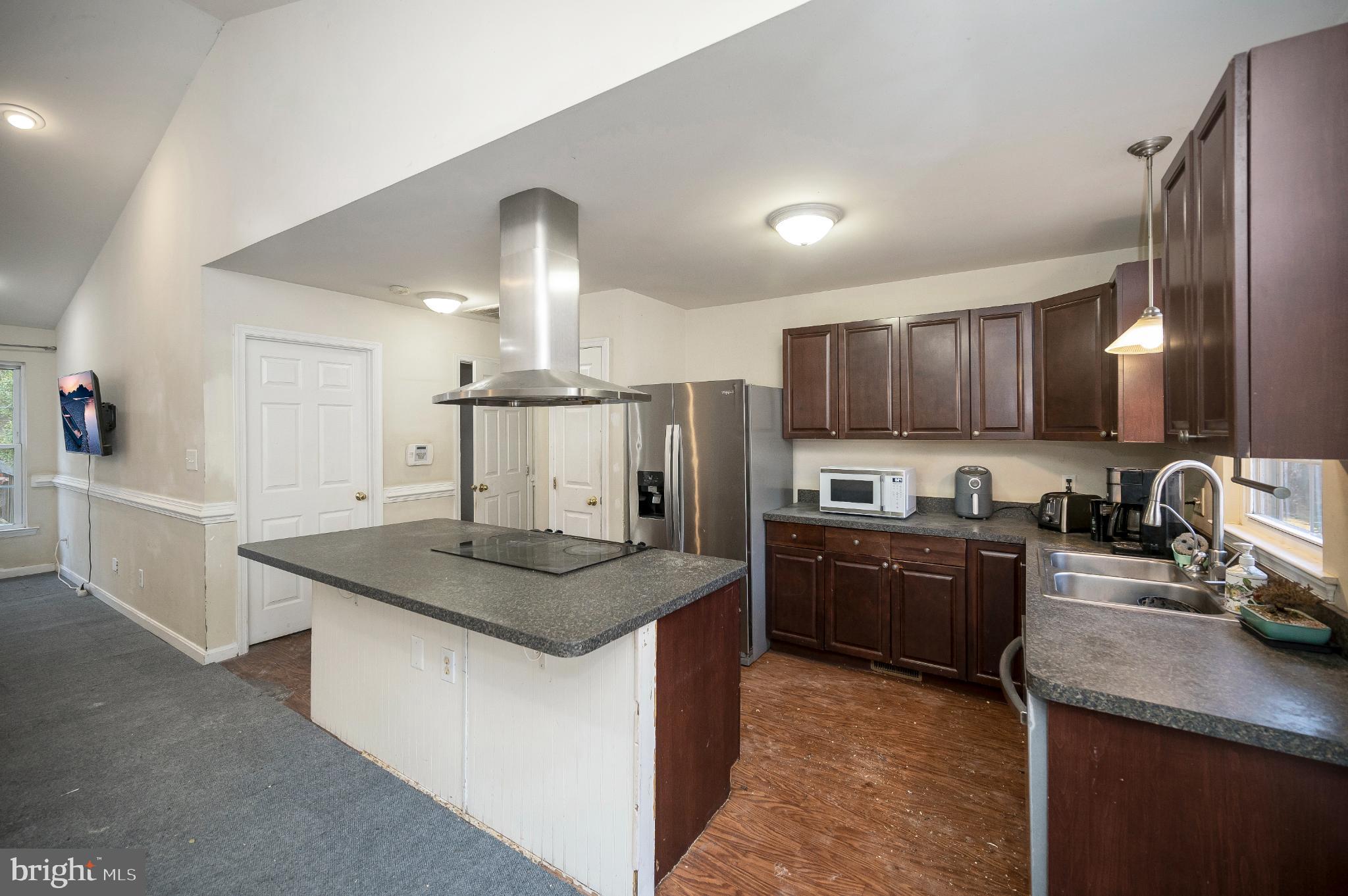 TAYLOR RIDGE ESTATES - Residential