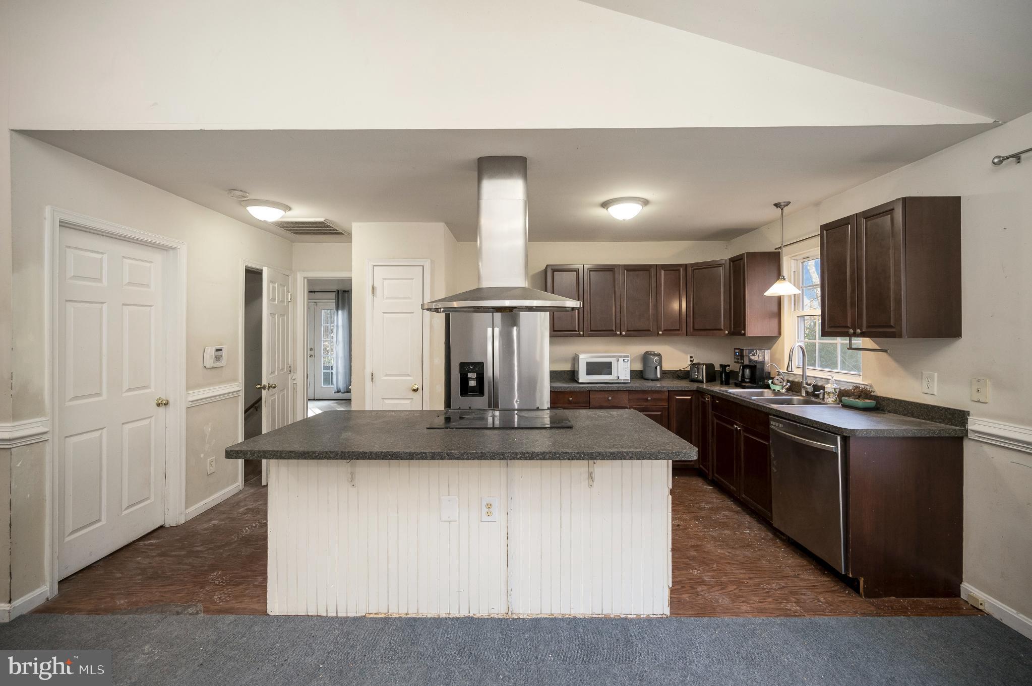 TAYLOR RIDGE ESTATES - Residential