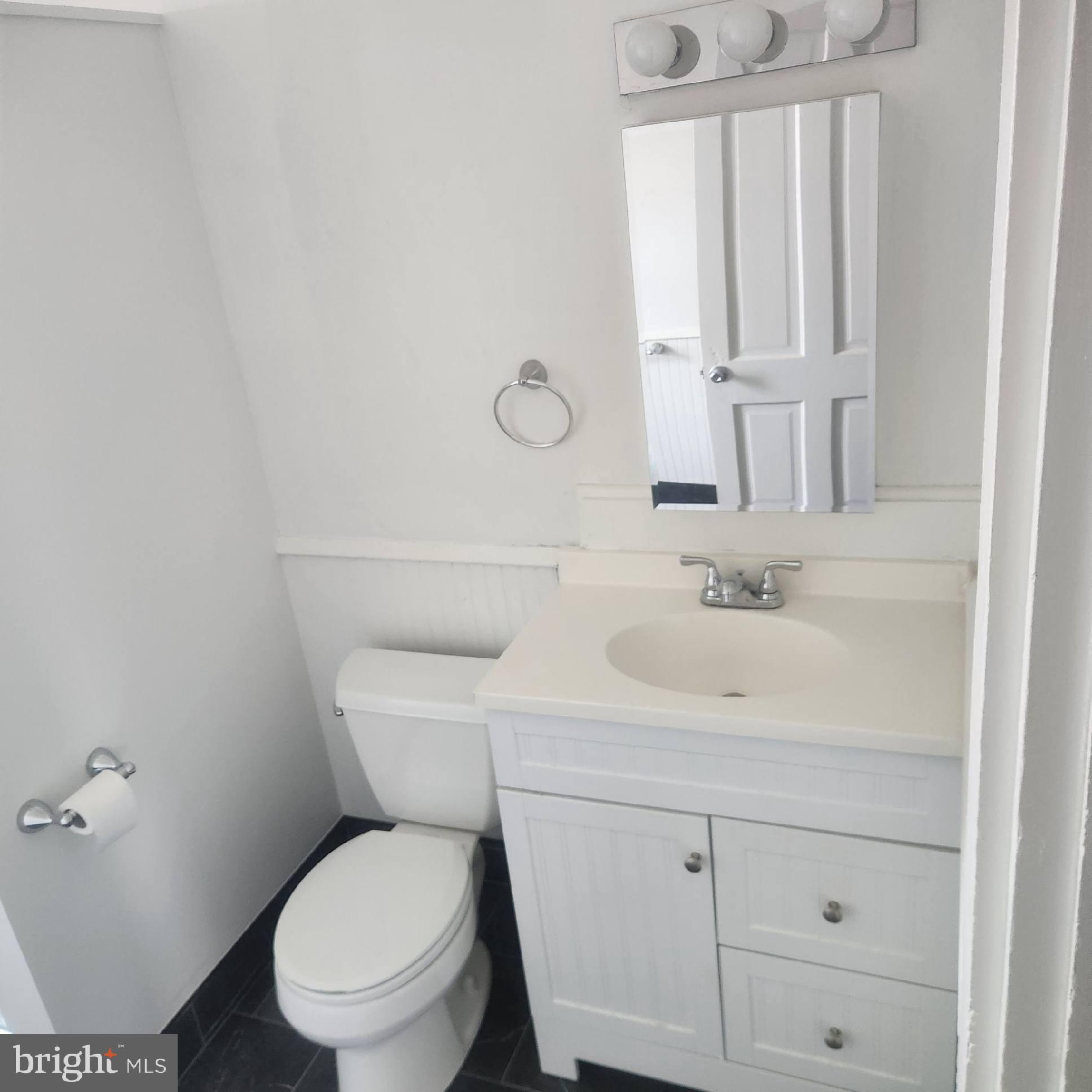 CHESTNUT HILL - Residential Income