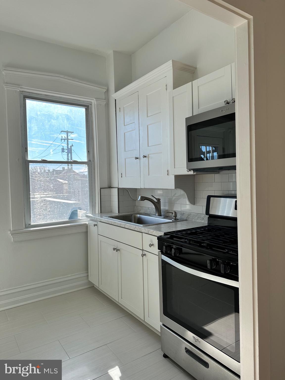 CHESTNUT HILL - Residential Income