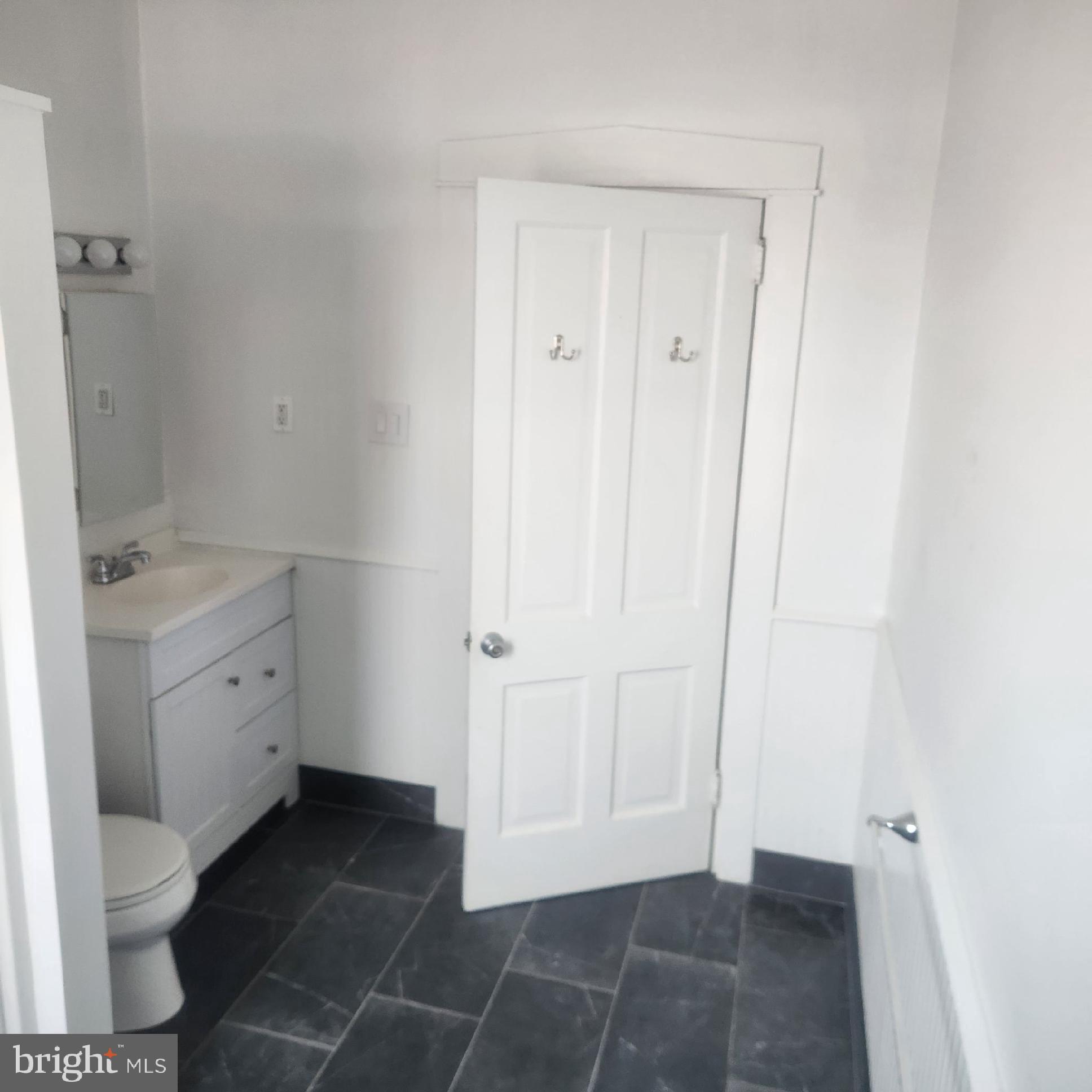 CHESTNUT HILL - Residential Income