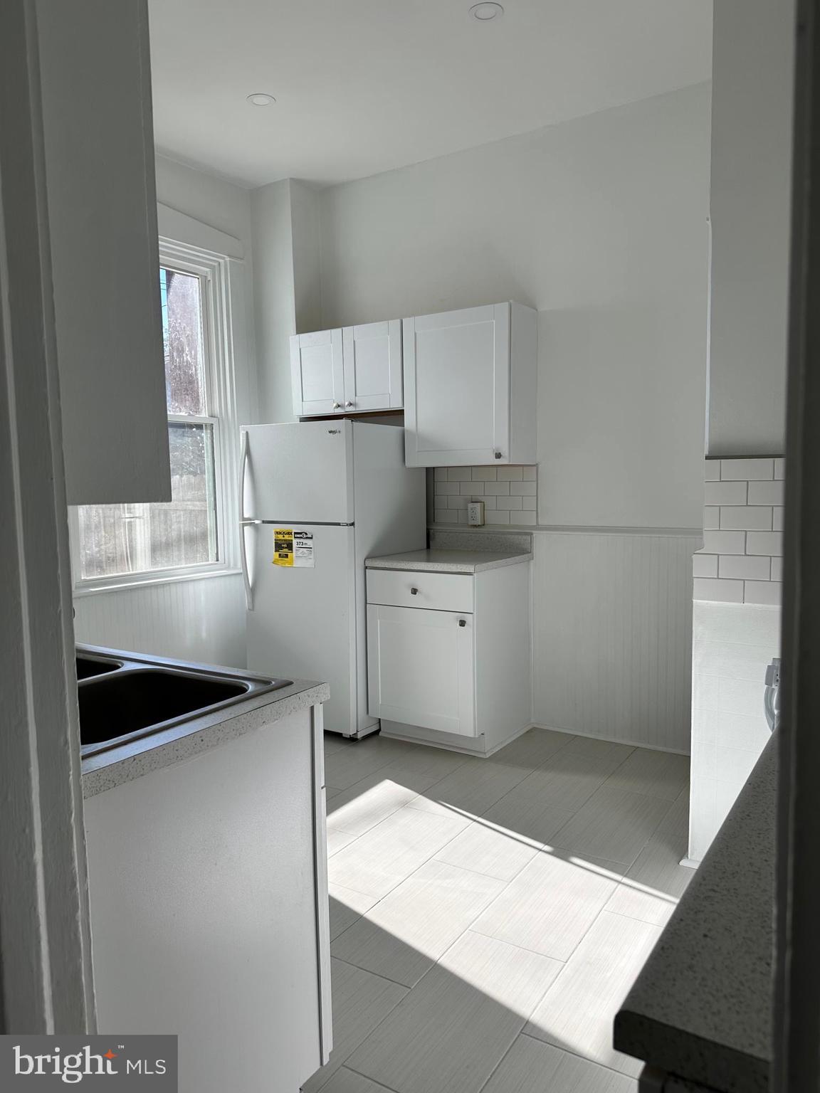 CHESTNUT HILL - Residential Income