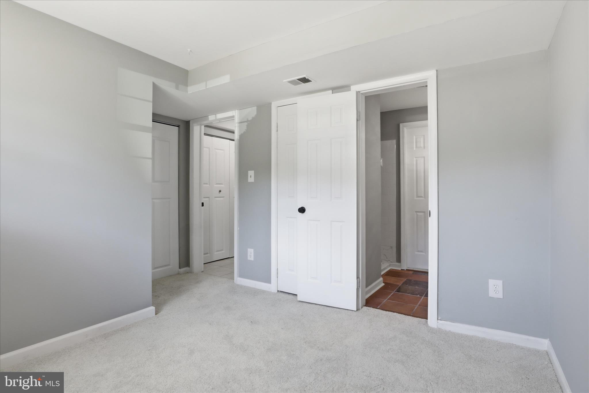 WAYSIDE VILLAGE - Residential