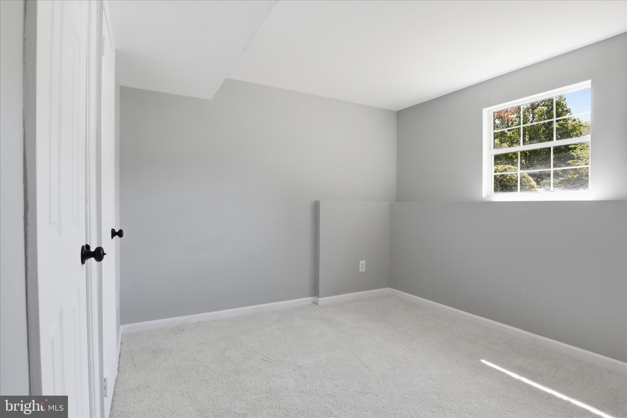 WAYSIDE VILLAGE - Residential