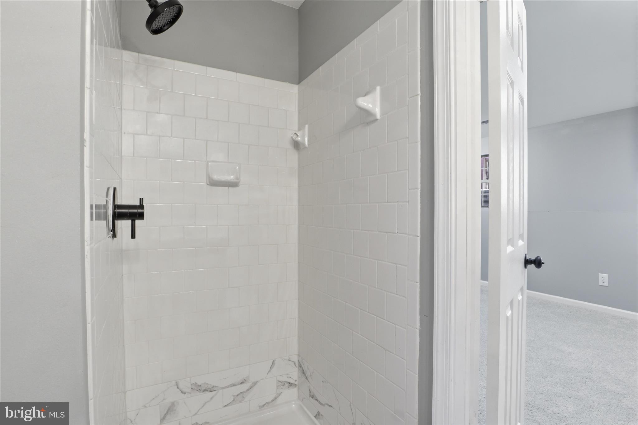 WAYSIDE VILLAGE - Residential