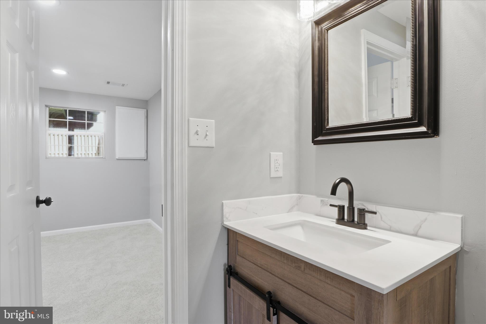 WAYSIDE VILLAGE - Residential