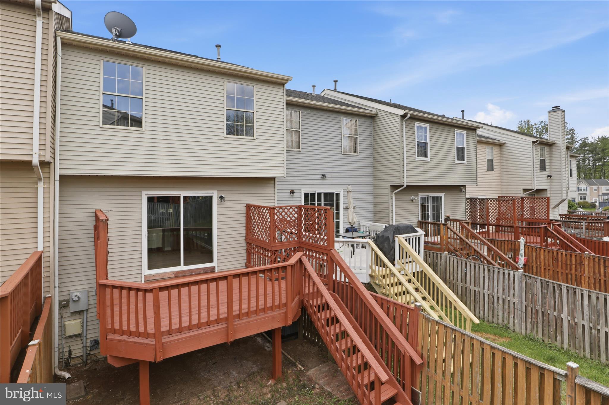 WAYSIDE VILLAGE - Residential