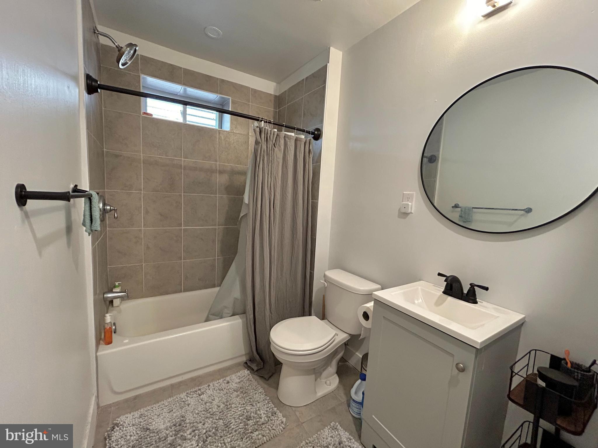 POWELTON VILLAGE - Residential Lease